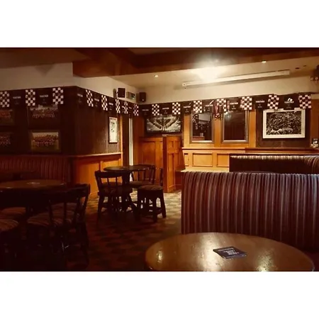 Mcnaughton Guestrooms-2