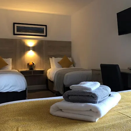 Mcnaughton Guestrooms-3